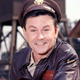 Bob Crane on the set of Hogan's Heroes, c. 1968. (Photo: Silver Screen Collection/Getty Images)